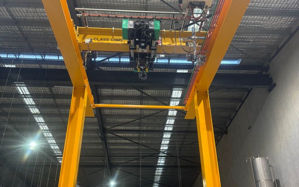 Runway 4 - Hoist